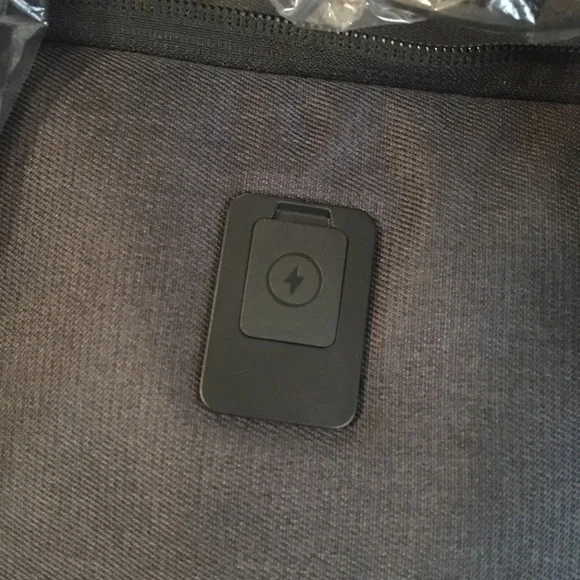 EZRI Weekender Duffle Bag
